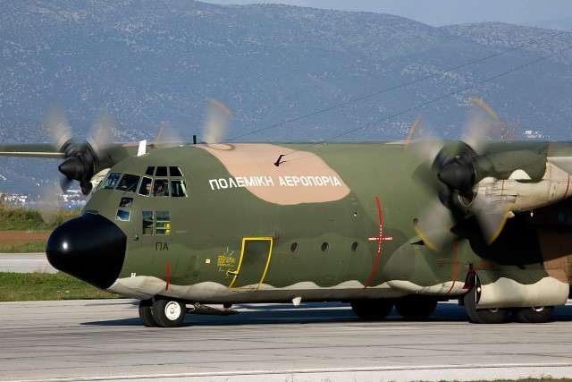 ΝΕΟ ΦΙΑΣΚΟ με αεροσκάφος C-130. Πήγε… για τον απεγκλωβισμό μα καθηλώθηκε στην Αίγυπτο